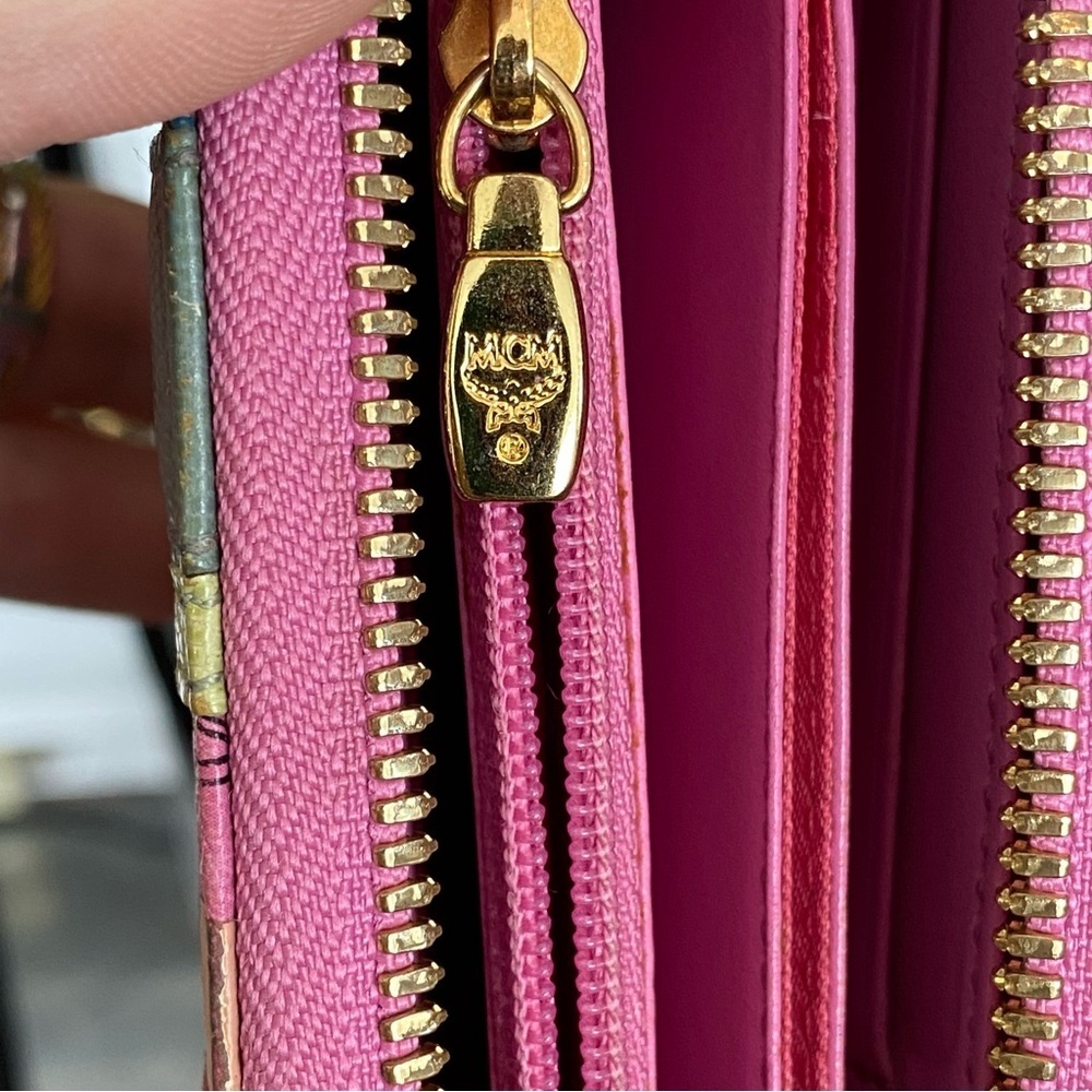 MCM Multi Color Wallet - Picture 16 of 16